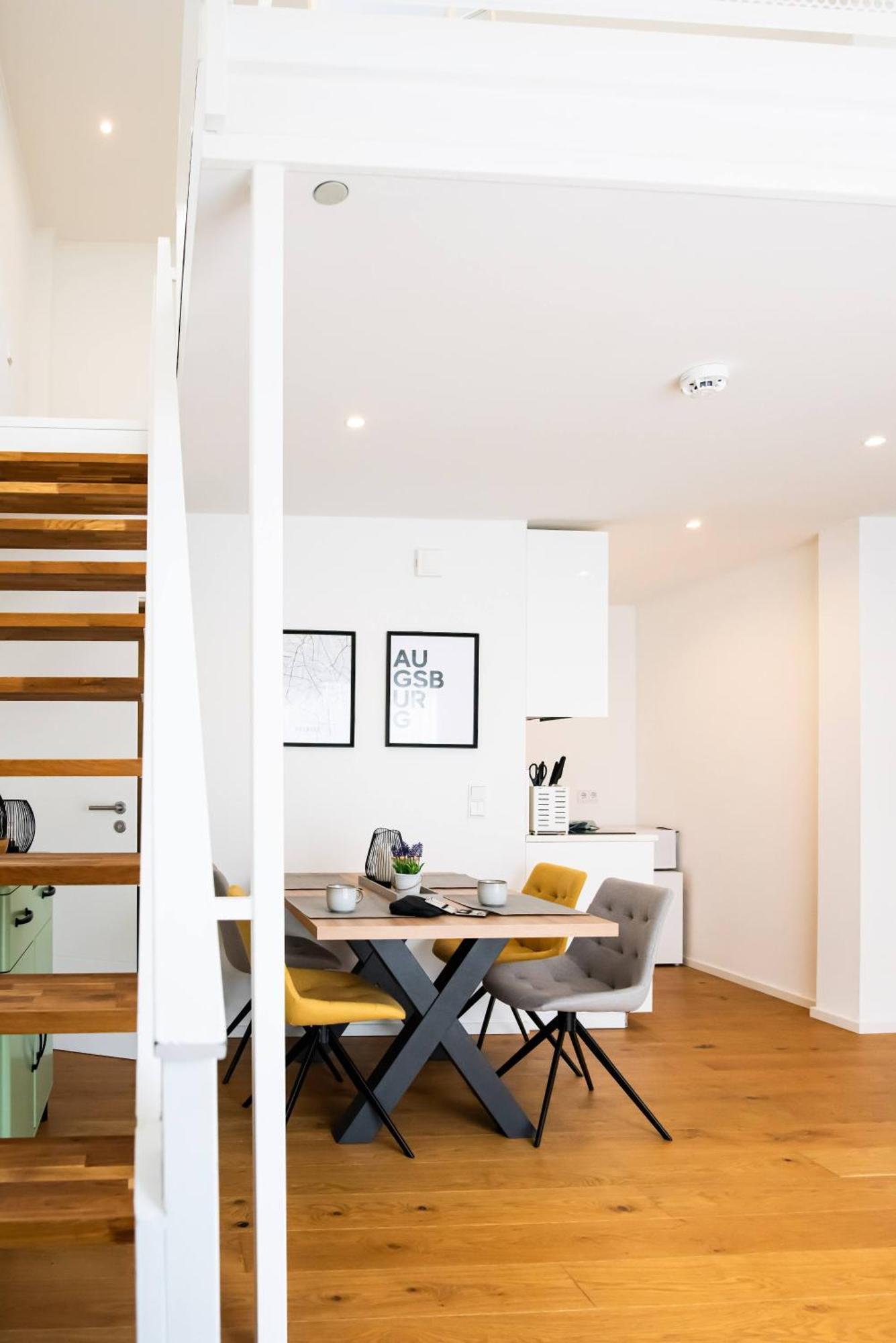 Loftartige Wohnung In Augsburg-Pfersee Eksteriør billede